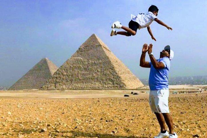 終日の大ピラミッド、サッカラステップピラミッド、そしてダーシュレツアー