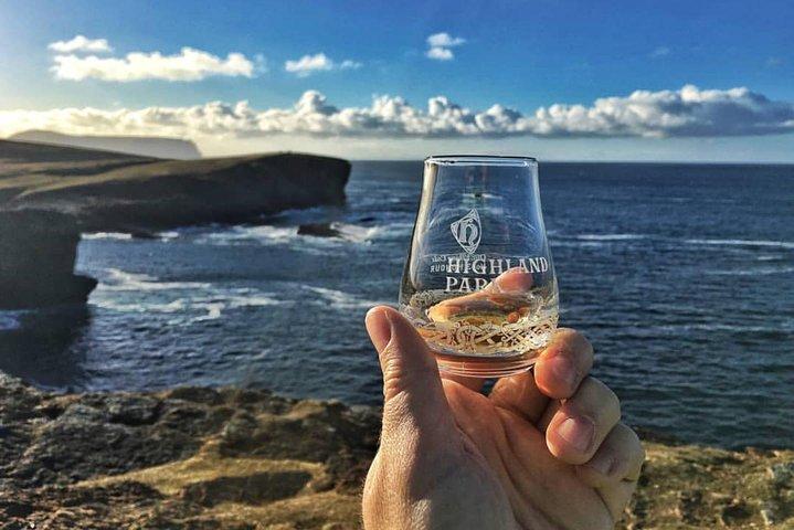 Tour privato del whisky delle Highland - Tre distillerie - Da Edimburgo