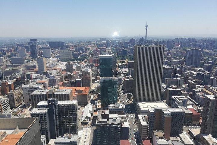 Ciudad privada de Johannesburgo, Museo del Apartheid con Soweto Tour R1,900