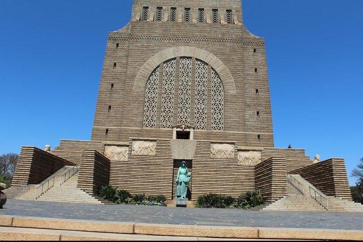 Tour guidato di Pretoria, Soweto e Museo dell'Apartheid da Johannesburg Private