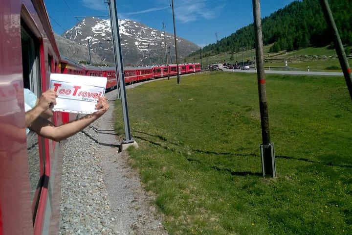 ベルニナ鉄道とコモ湖へのプライベート ツアー。ホテルへのお迎え