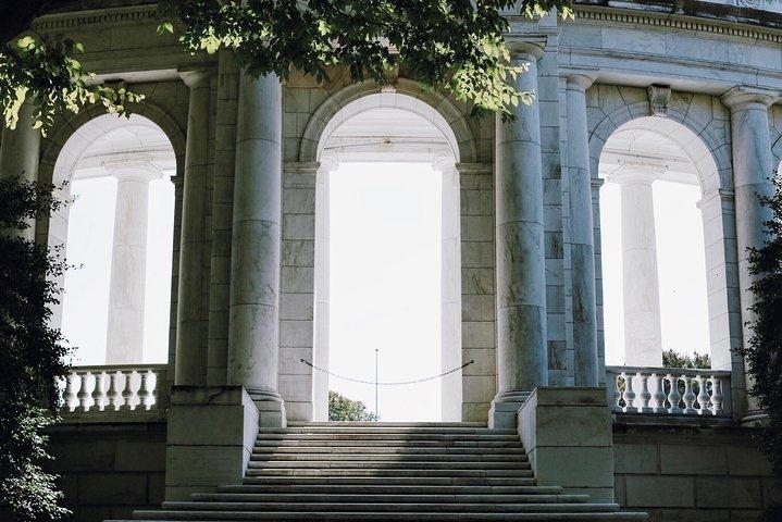 Arlington Cemetery & Changing of the Guard Semi-private 12ppl Max
