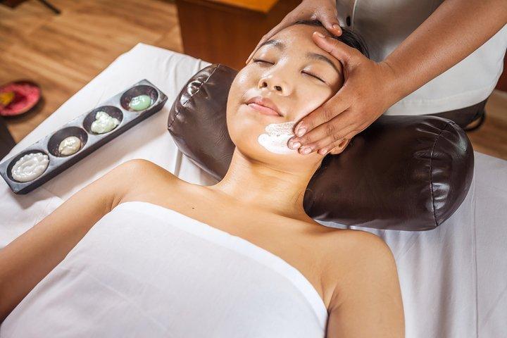 Aromatherapie Facial – 60min