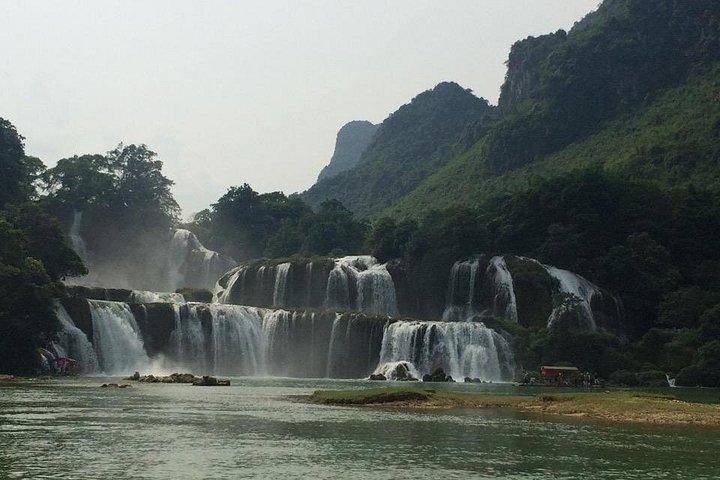 3日間：Ba Be Lake - ハノイ発Ban Gioc Waterfallプライベートツアー