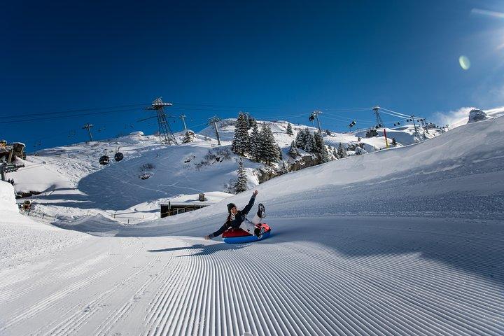 チューリッヒ発ティトリス山初スキー体験
