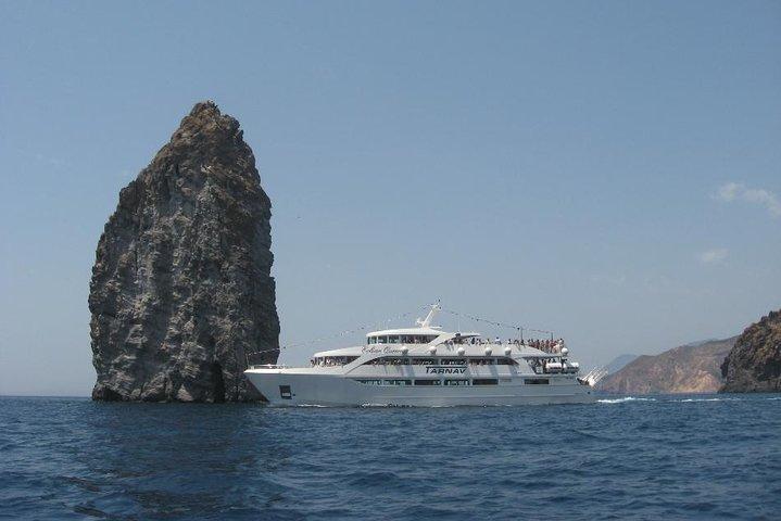 タオルミーナからのエオリア諸島の日帰り旅行：リーパリとヴルカーノ