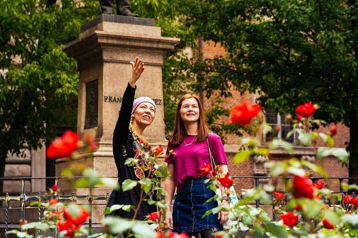 Milan Highlights and Hidden Gems Private Guided Walking Tour