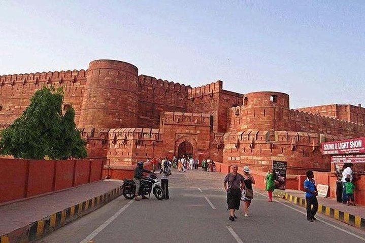 Ganztägiger Reiseleiterservice in Agra