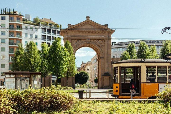 Private City Kickstart Tour: Milan