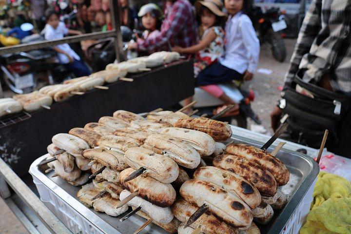 Street Food Tasting Tour including Dinner