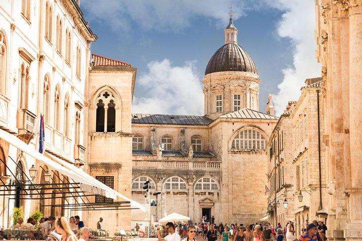 Explore Dubrovnik by Cable Car (ticket included)