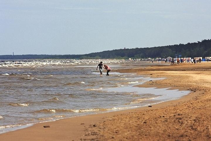Viagem Privada de Dia Inteiro a Jurmala, Vilas de Pescadores e Trilhas Naturais de Riga