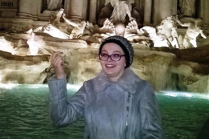ローマのナイトウォーキングツアーナヴォーナ・パンテオンとトレビの泉を含む