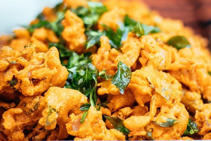 La visite gastronomique PRIVÉE primée : 10 dégustations de 3 cultures