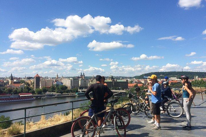 Fietstocht door Praag - Prachtige uitzichtpunten, kasteel, stad en park