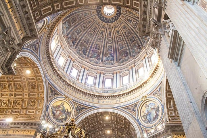 Rome in 2 Days Tour with Forum Colosseum Trevi Fountain Vatican & Sistine Chapel