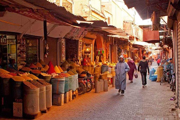 Location de voiture avec chauffeur : visite de la ville de Marrakech