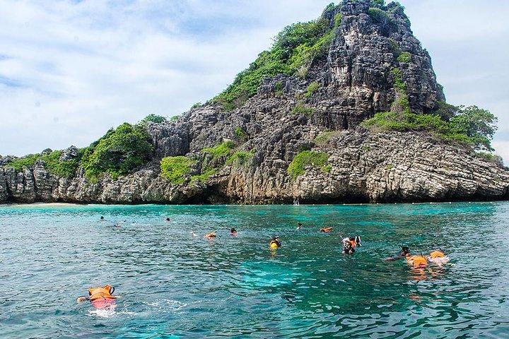 ランタ島からスピードボートでRokとHaa島へのシュノーケリングツアー