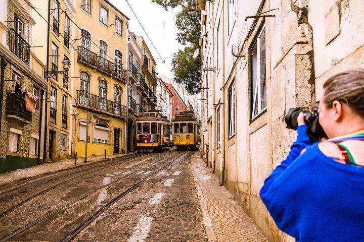 アルファマ・フォトウォーク-地元ガイドによるリスボン写真体験