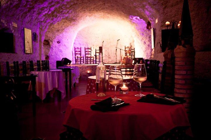 Flamencoshow i en grotterestaurant i Granada
