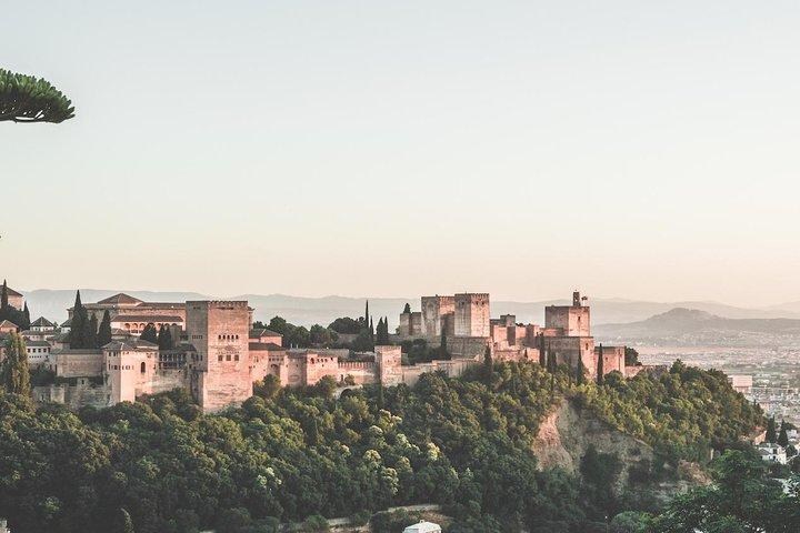Hora de Ouro em Granada: Sunset Walking Tour com Play Granada