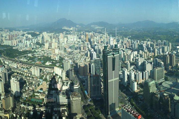 El tour privado de "Shenzhen" er "The Greatest, The Fastest and The Tallest Day"
