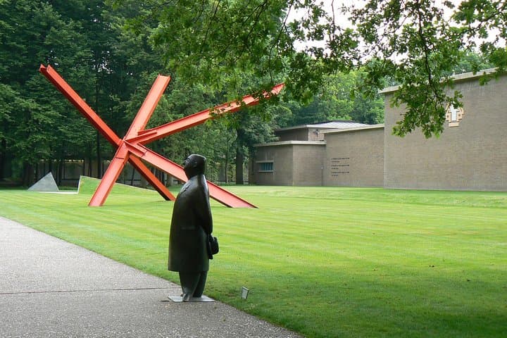 Kröller-Müller Museum and National Park Private Day Tour from Amsterdam