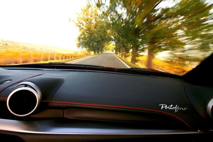 Pushstart Ferrari Portofino - マラネッロで試乗