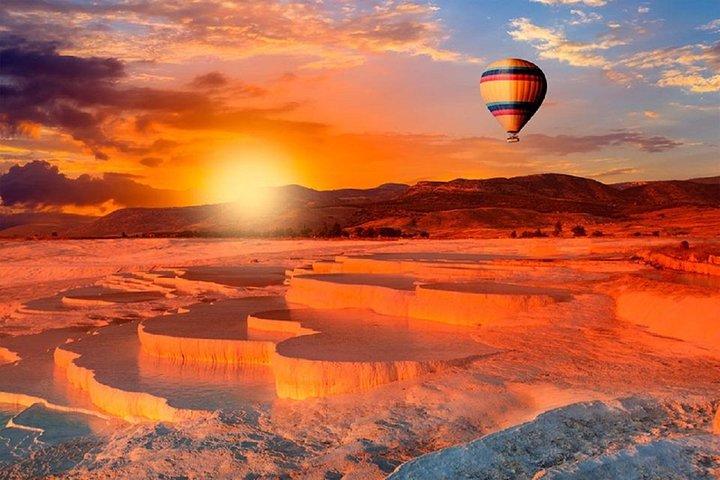 Tour in mongolfiera di Pamukkale