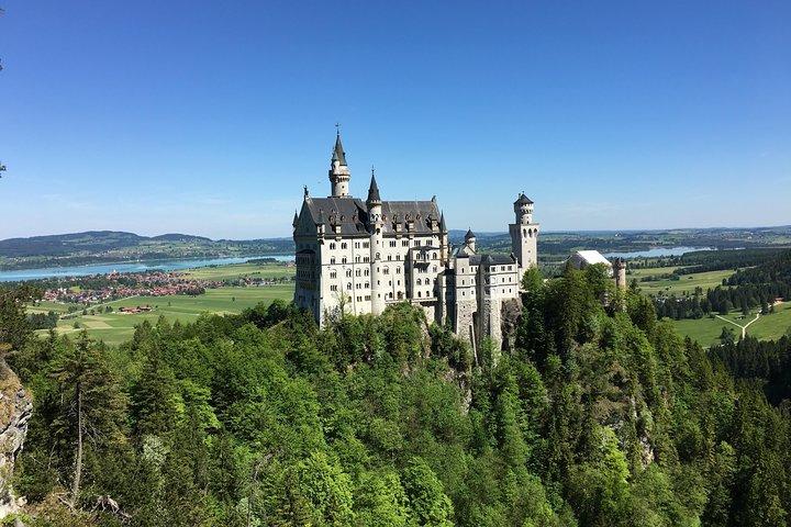 Castelo particular saindo de Munique: o Castelo de Neuschwanstein, Hohenschwangau, e Linderhof