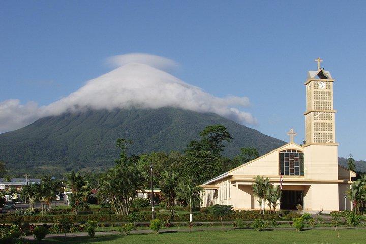La Fortuna Wasserfall, Hängebrücken, Arenal Vulkan Combo Tour