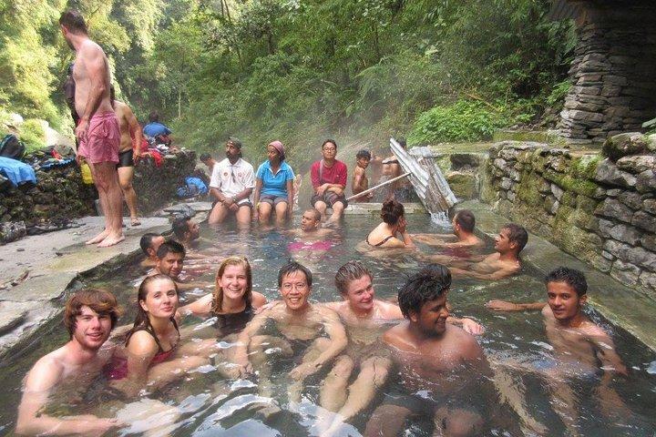 Trek natural da mola quente de Kathmandu com guia