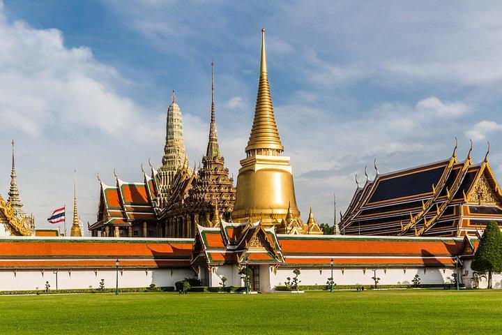 Private Grand Palace Tour Bangkok: Emerald Buddha & Wat Pho