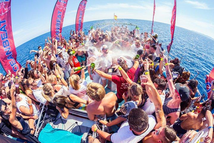 Ibiza Boat Party – Boissons tout compris de 3 heures, arrêt DJ & Swim