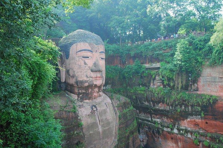 Visite privée d'une journée du bouddha Leshan à Chengdu