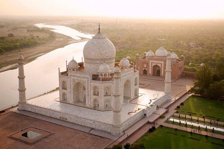 2-tägige Reise nach Agra von Chennai mit Flugtickets