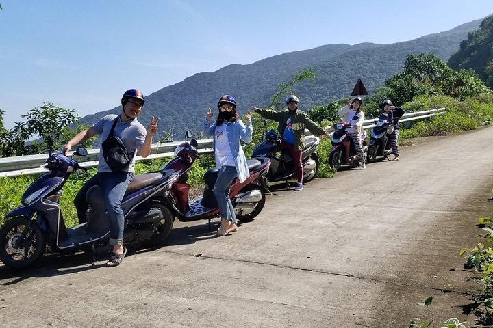 Scooter Adventure på Monkey Mountain