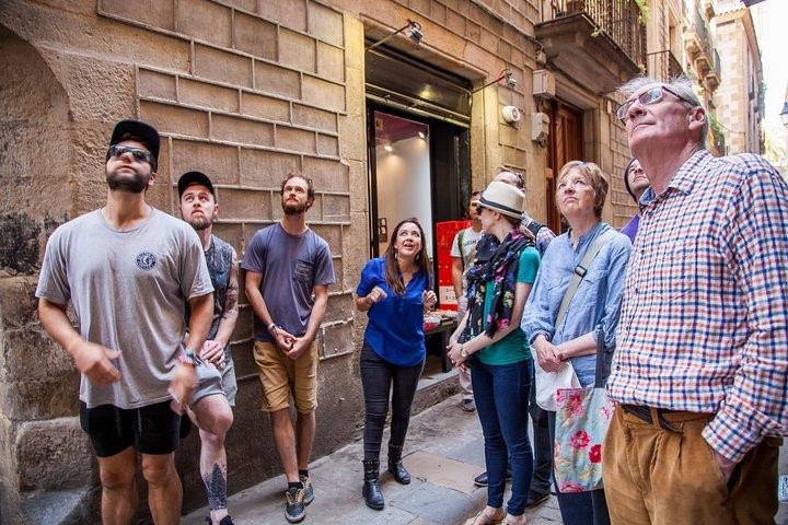 Les secrets les plus profonds et la sangria du quartier gothique de Barcelone