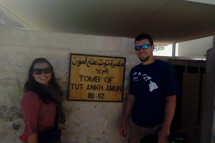 Excursiones de 4 días, 3 noches de crucero por el Nilo de Aswan a Luxor.