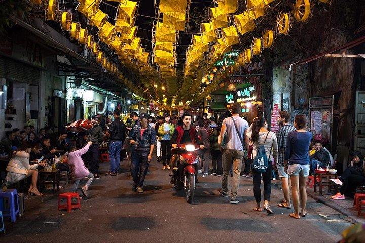 プライベートイブニングウォーキングツアー - ハノイ旧市街のシクロ＆水上人形劇