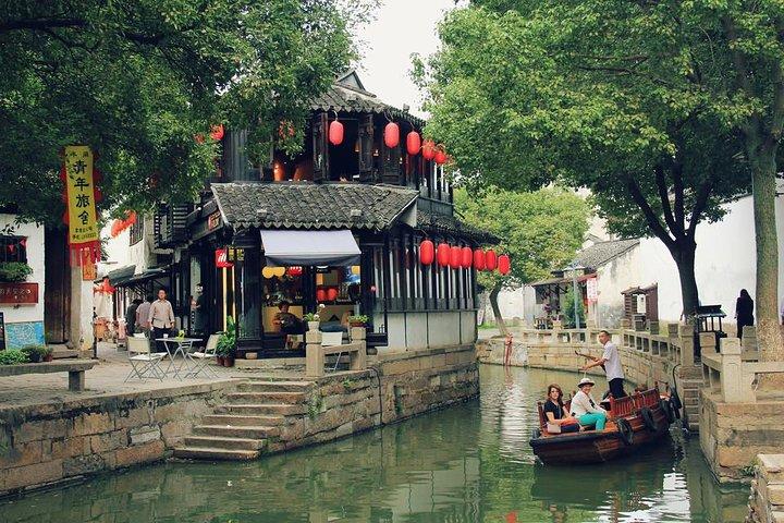 Privat tilpasset Suzhou Highlights Tour med Tongli Water Town og Tuisi Garden