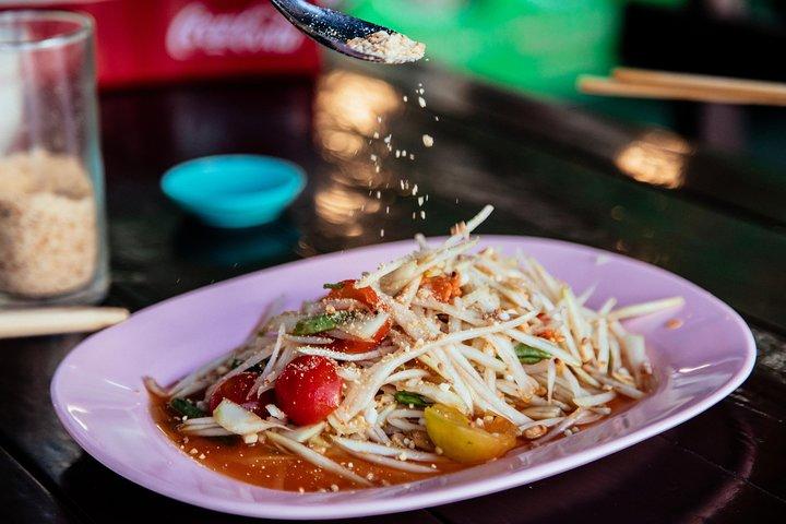 De 10 smagninger af Chiang Mai med lokalbefolkningen: Privat Street Food Tour