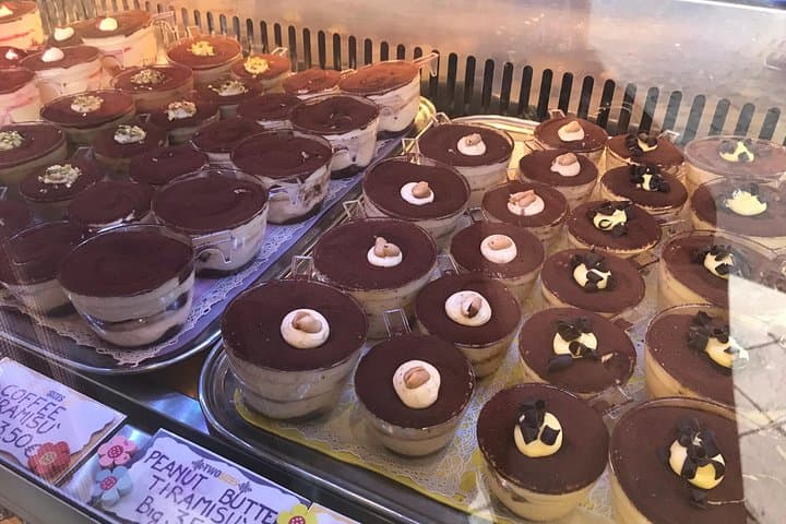 Rome Food Tour by Night in the Jewish Ghetto & Campo Marzio with Wine Tasting