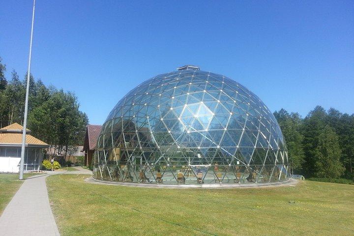 Viaje de un día a Vilnius al parque nacional de Dzukija, que incluye el parque Grutas