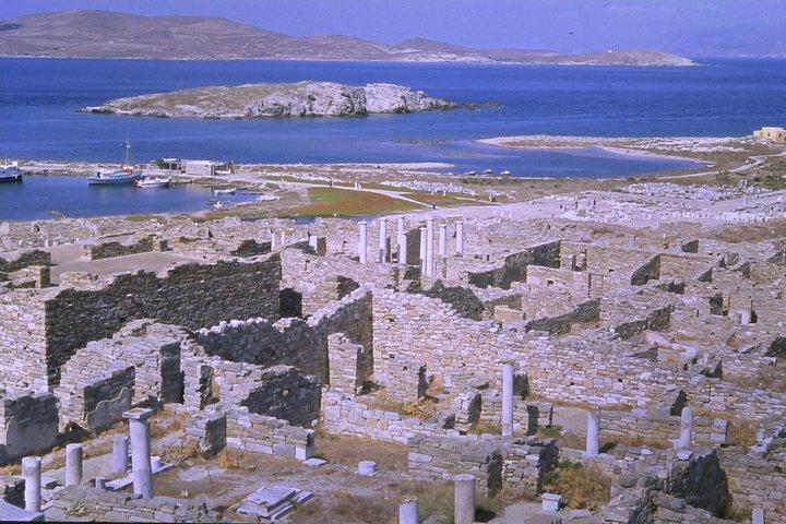 DELOS, ön gud Apollo