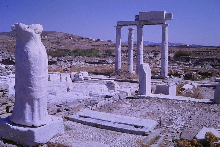 DELOS, ön gud Apollo