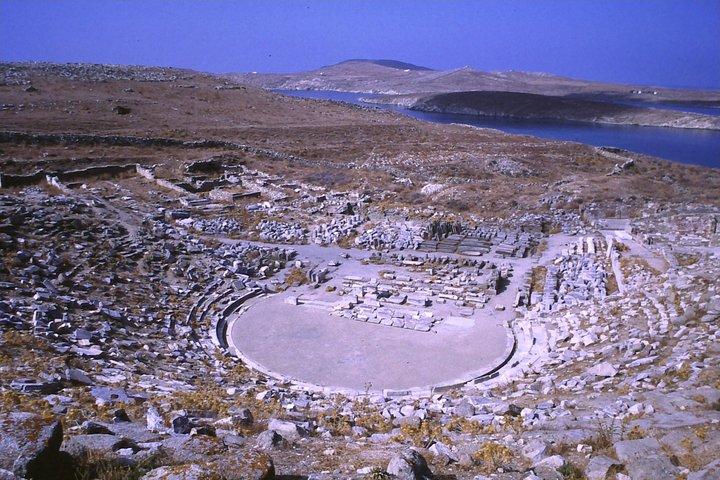 DELOS, ön gud Apollo