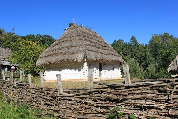 Freilichtmuseum Pirogovo Village Skansen