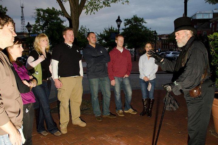 Der Original Fells Point Ghost Walk von Baltimore Ghost Tours
