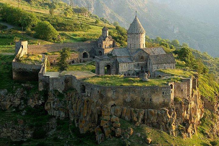 Private Tour nach Areni, zur Tatev-Seilbahn und zum Tatev-Kloster